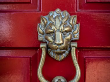 door knocker