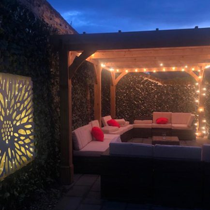 Norfolk Farmhouse Retreat Courtyard